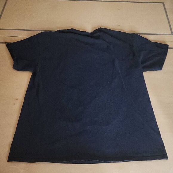 Disney Grumpy black tshirt Men's size L - Picture 2 of 3